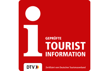 Roter Hintergrund mit weißem Text geprüfte Tourist Information